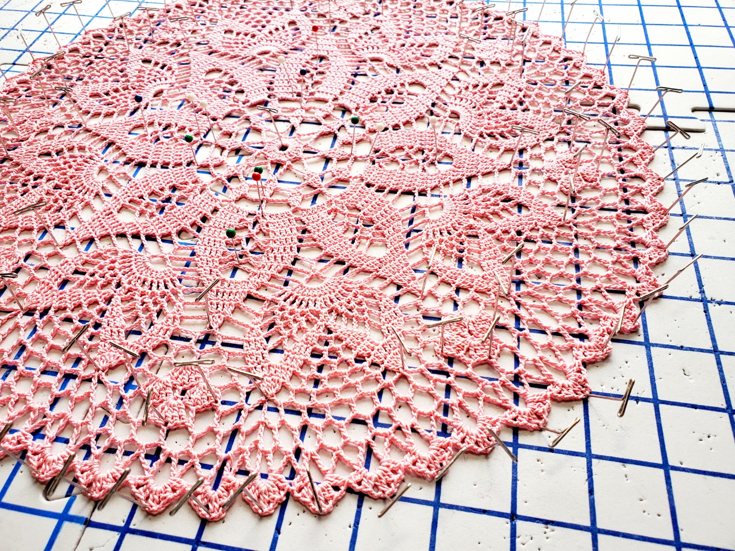 how-to-crochet-valentine-doily-handmadebyraine